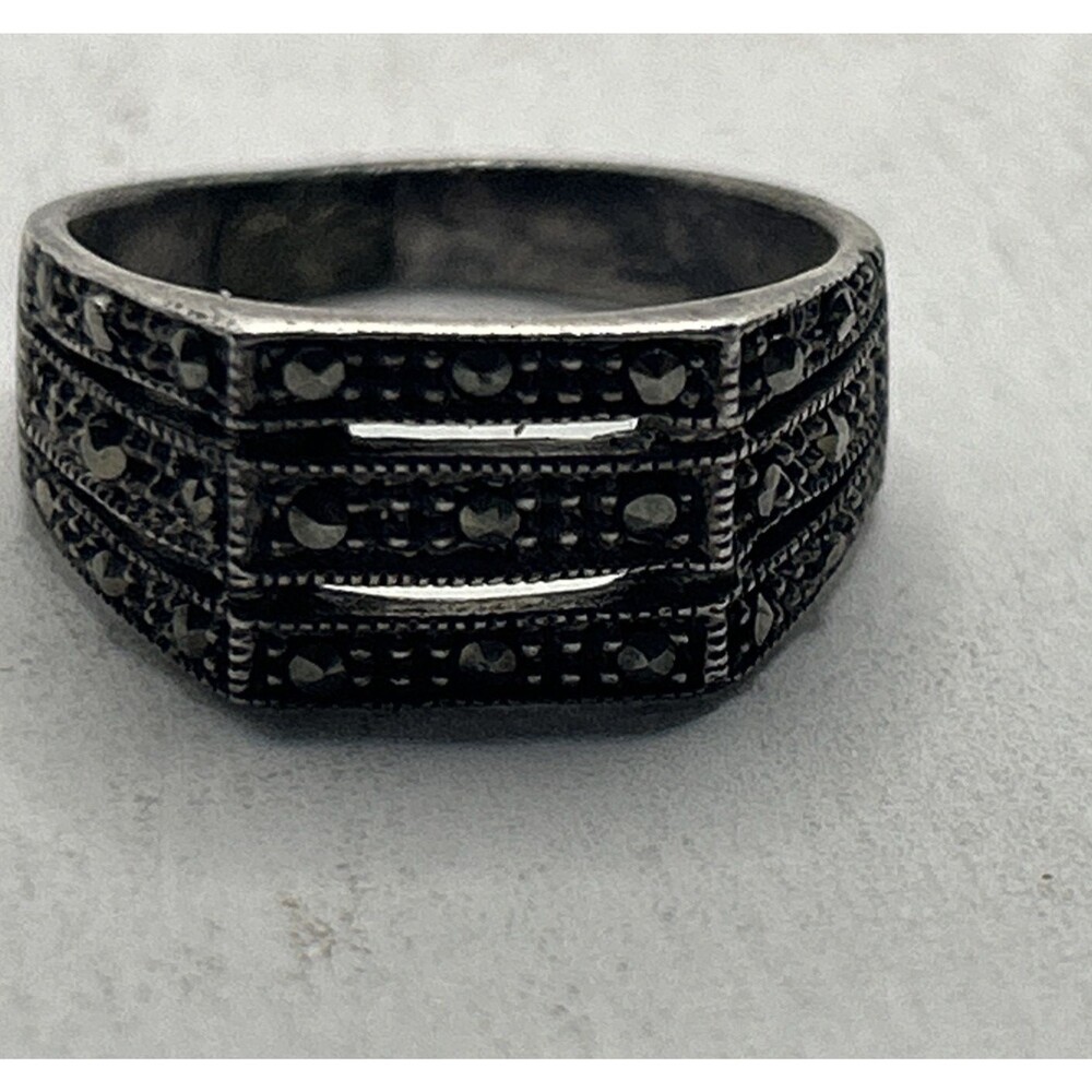 Vintage Sterling Silver marcasite ring size 8.5, 925